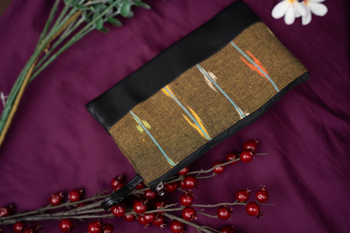 Gold Weave Clutch