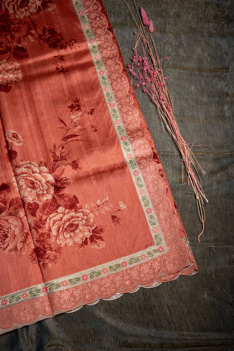 Rust Scalloped Floral