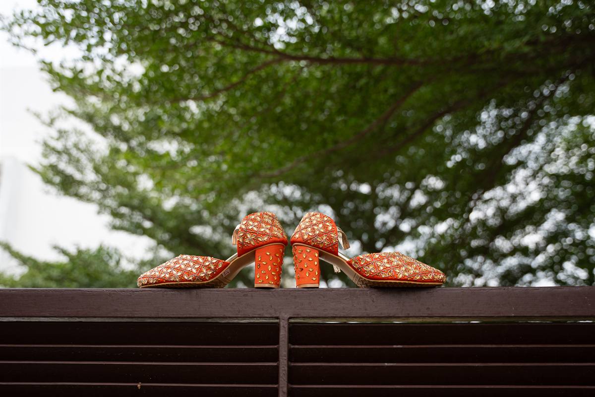 Tangerine Embroidered Pair