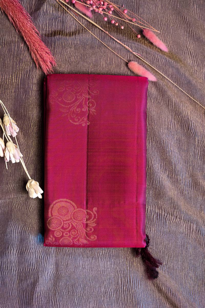 Magenta Paisley Pallu