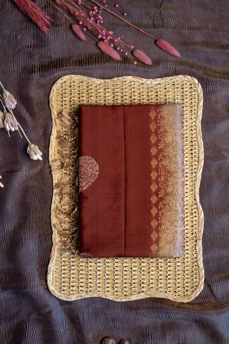 Rust Paisley Border